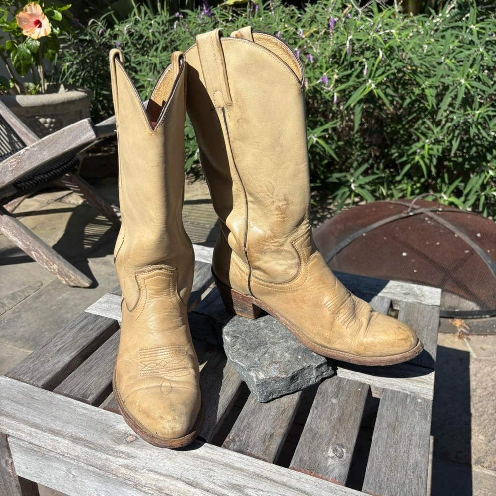 SOLD🥰FRYE Tan Leather Western Boots